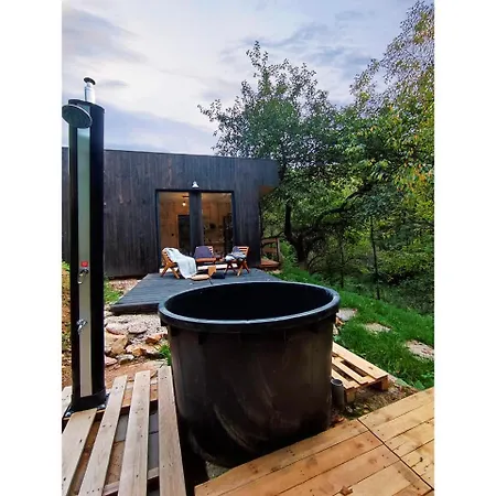 Centra Shambhala Parque de Campismo Lucka