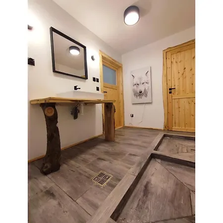 Centra Shambhala Lucka